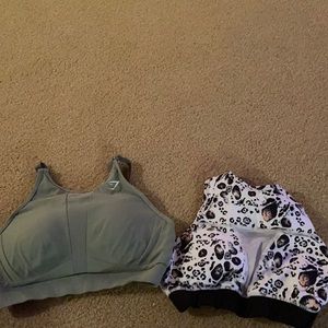 Women’s sports bra’s